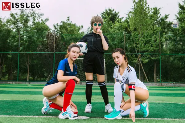 尹菲&amp;amp;关木春&amp;amp;筱慧《世界杯1》
