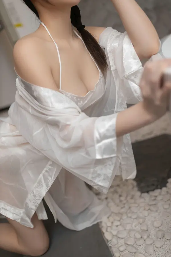 鱼子酱Fish《牛奶浴》
