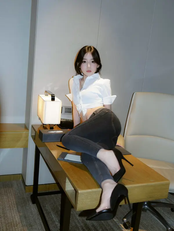 汁汁《私购流出》 Vol. 10785